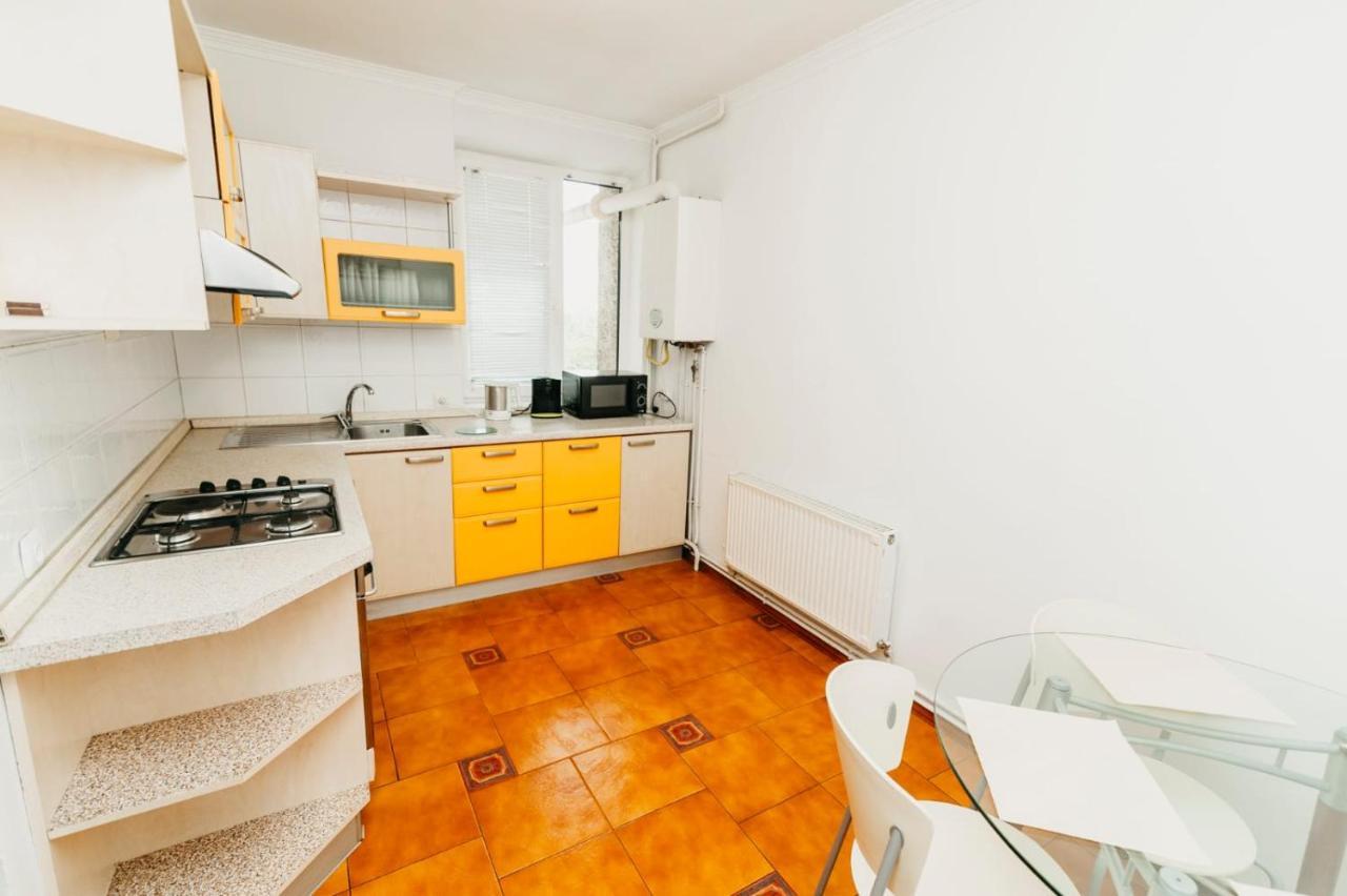 Stefan Cel Mare Apartment Chisinau Bagian luar foto