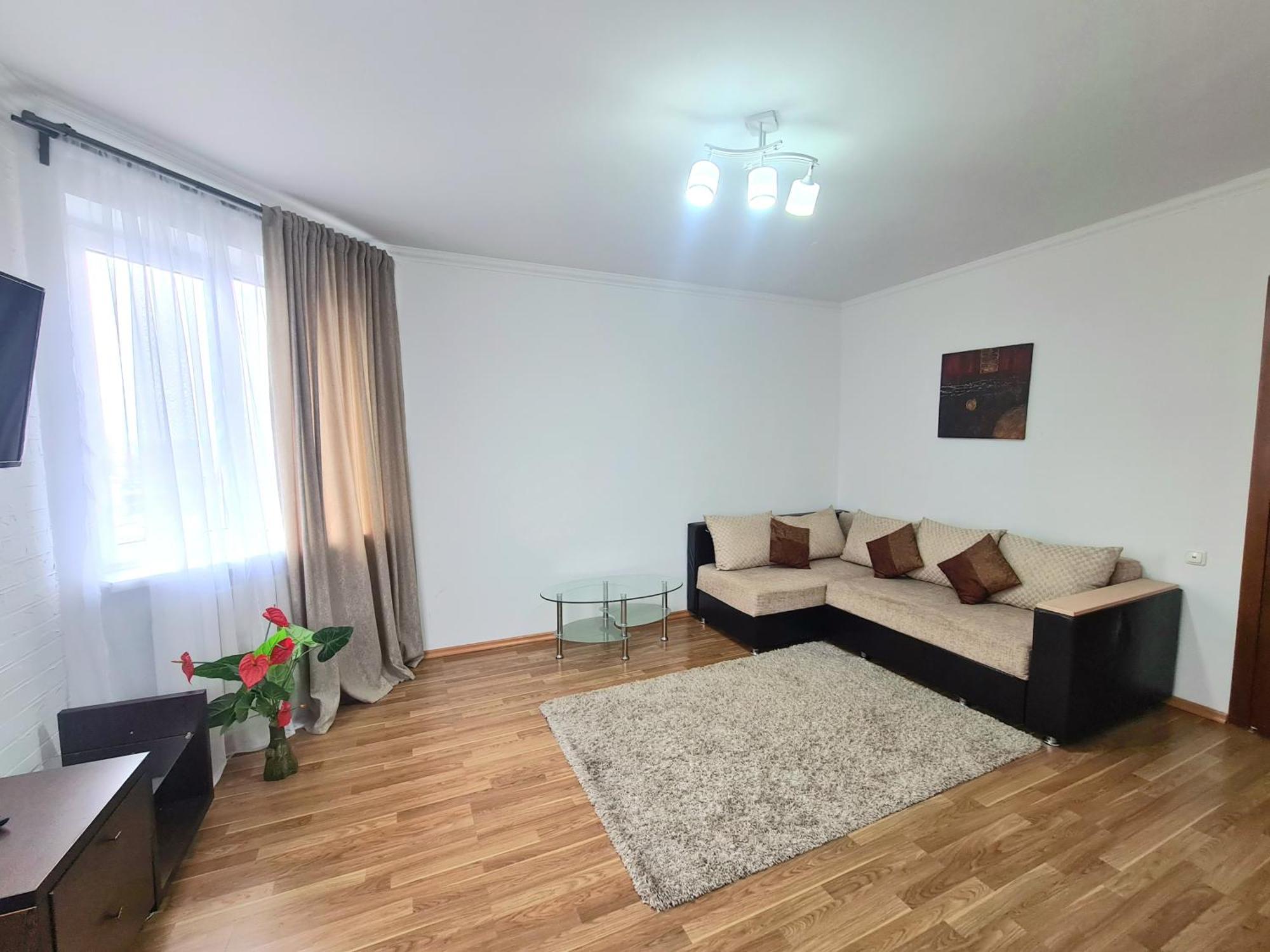 Stefan Cel Mare Apartment Chisinau Bagian luar foto